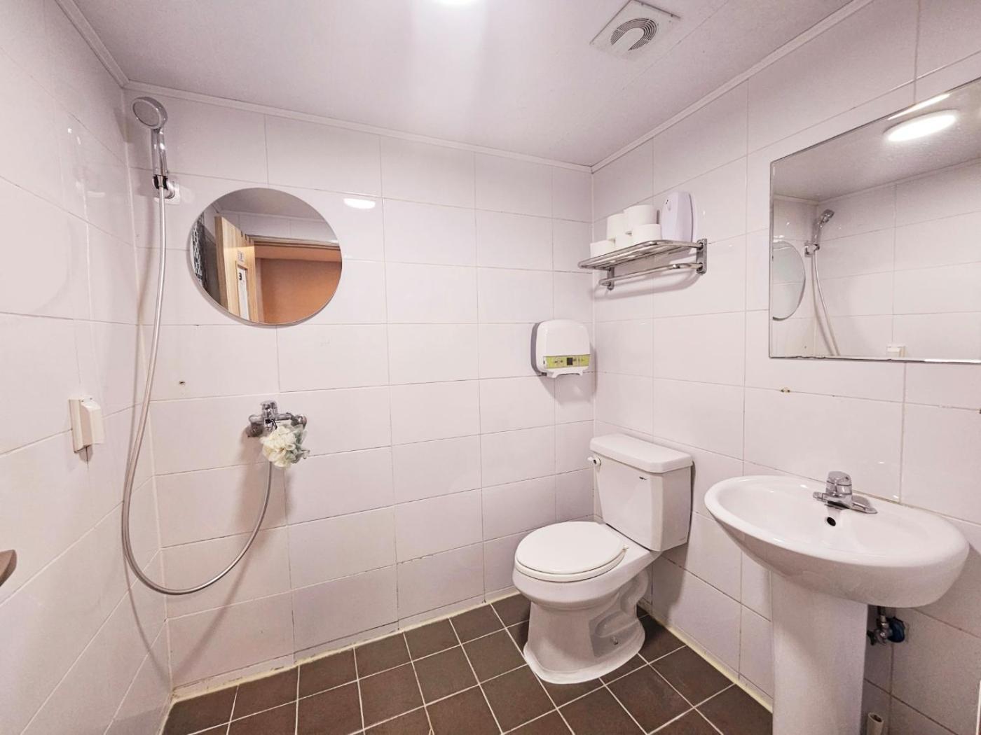 Hongdae Guest House Room#G#E#D#R#M Сеул Екстериор снимка